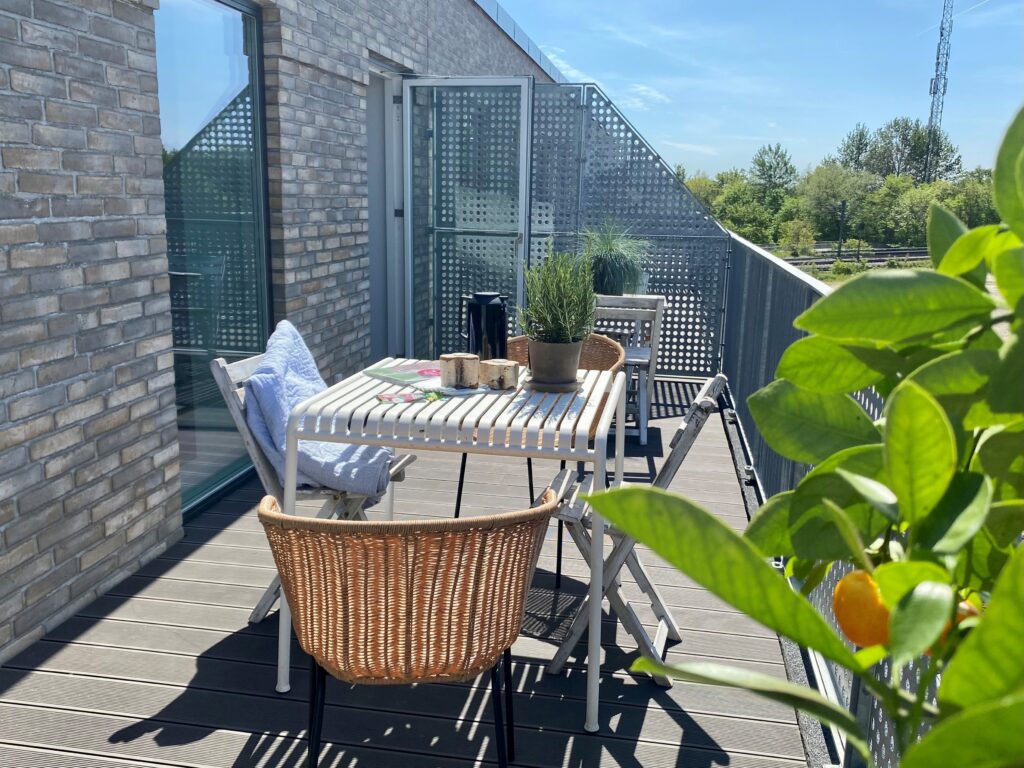 Tagterrasse i generationshus